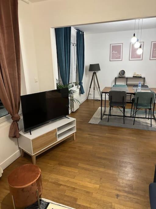 Amiens : Appartement Centre Ville エクステリア 写真