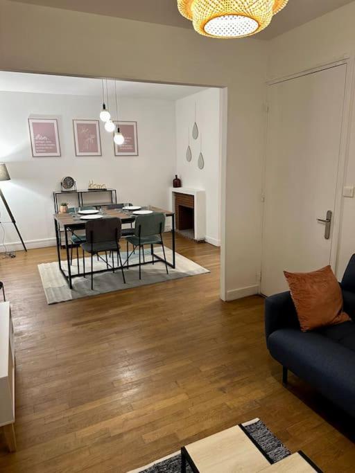 Amiens : Appartement Centre Ville エクステリア 写真